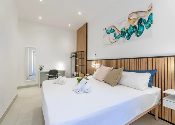 Apartment Near To Colosseum Re-house Rom