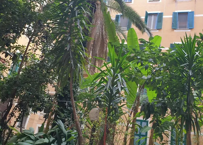 Near To Colosseum Re-house Apartment Rom